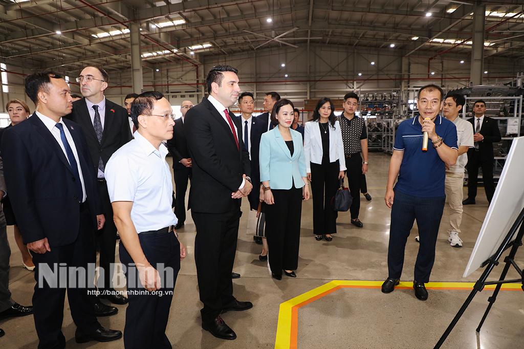 Chủ tịch Quốc hội Armenia thăm và làm việc tại Ninh Bình
