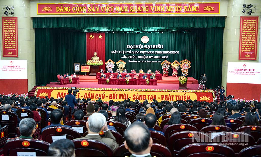 Quang cảnh khai mạc Đại hội đại biểu MTTQ Việt Nam tỉnh Ninh Bình lần thứ I, nhiệm kỳ 2025-2030.