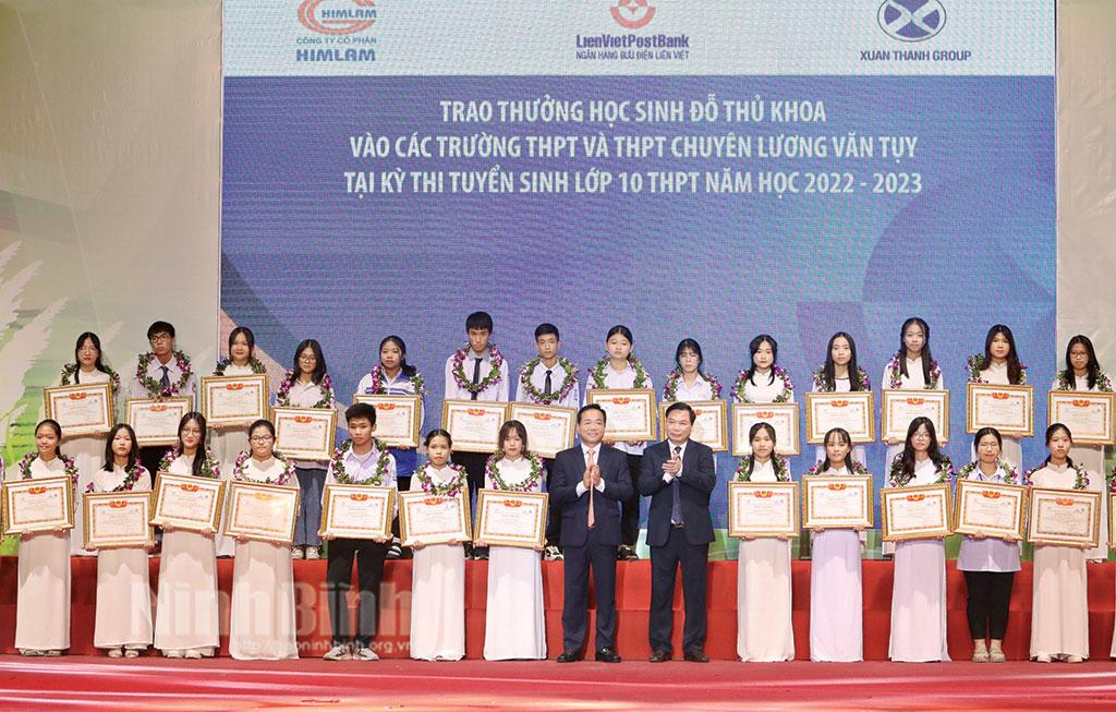 Sức lan tỏa từ Quỹ Khuyến học, khuyến tài Đinh Bộ Lĩnh