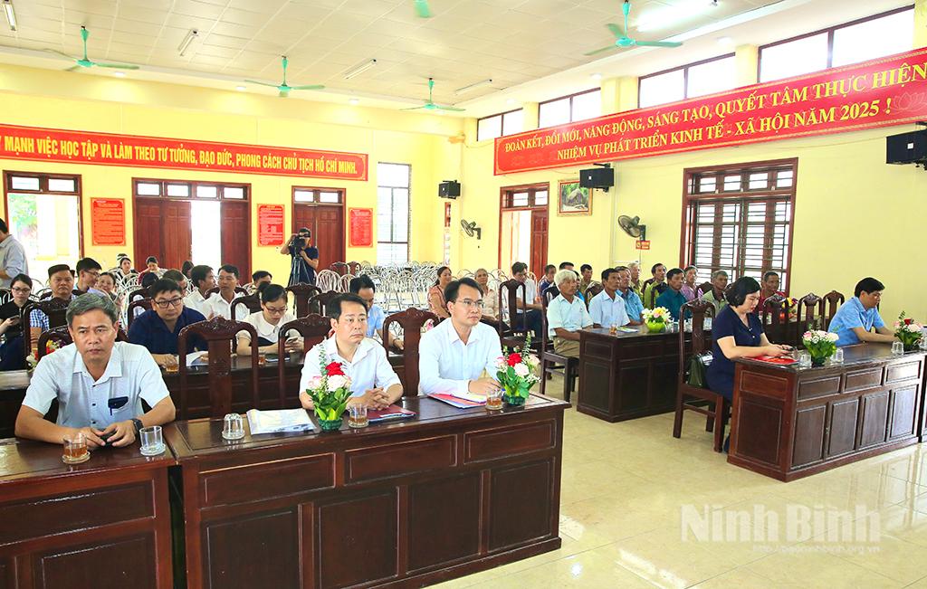 Các đại biểu dự hội nghị.