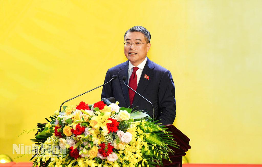 Đồng chí Lê Minh Hưng, Ủy viên Bộ Chính trị, Bí thư Trung ương Đảng, Trưởng Ban Tổ chức Trung ương phát biểu tại Lễ công bố.