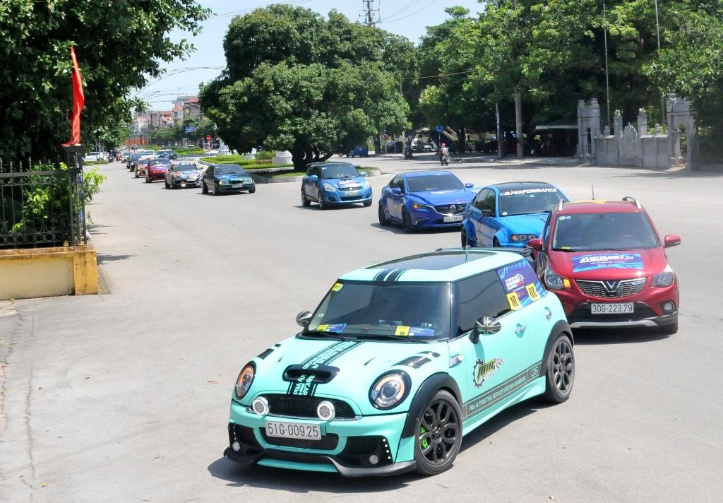 Khai mạc Giải Ô tô thể thao Năm Du lịch quốc gia 2020- Hoa Lư, Ninh Bình