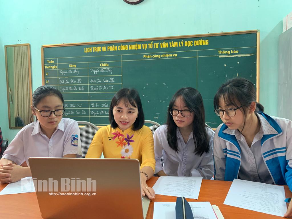 Trường THCS Lê Hồng Phong: "Bội thu" trong kỳ thi học sinh giỏi lớp 9 cấp tỉnh