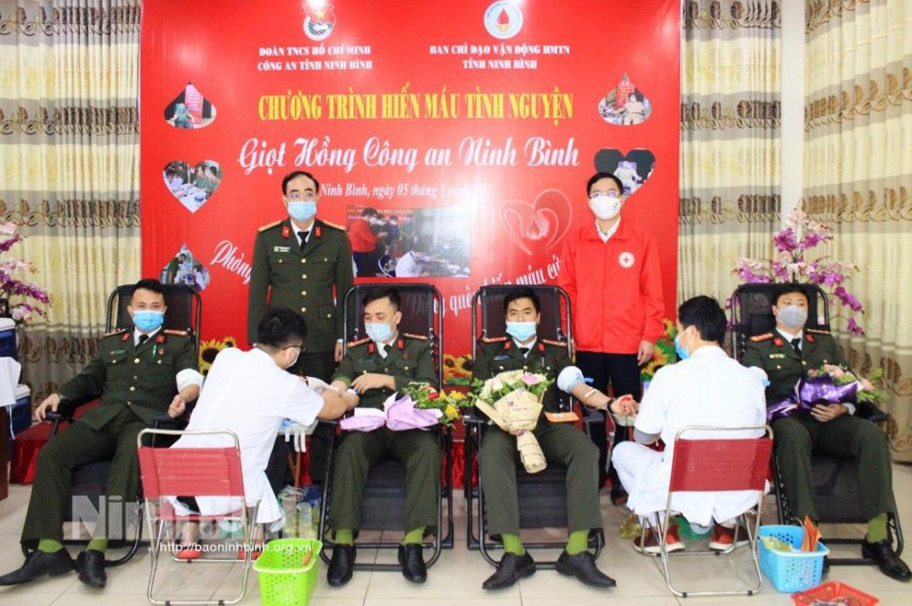 Công an tỉnh tổ chức hiến máu tình nguyện đợt 1 năm 2021