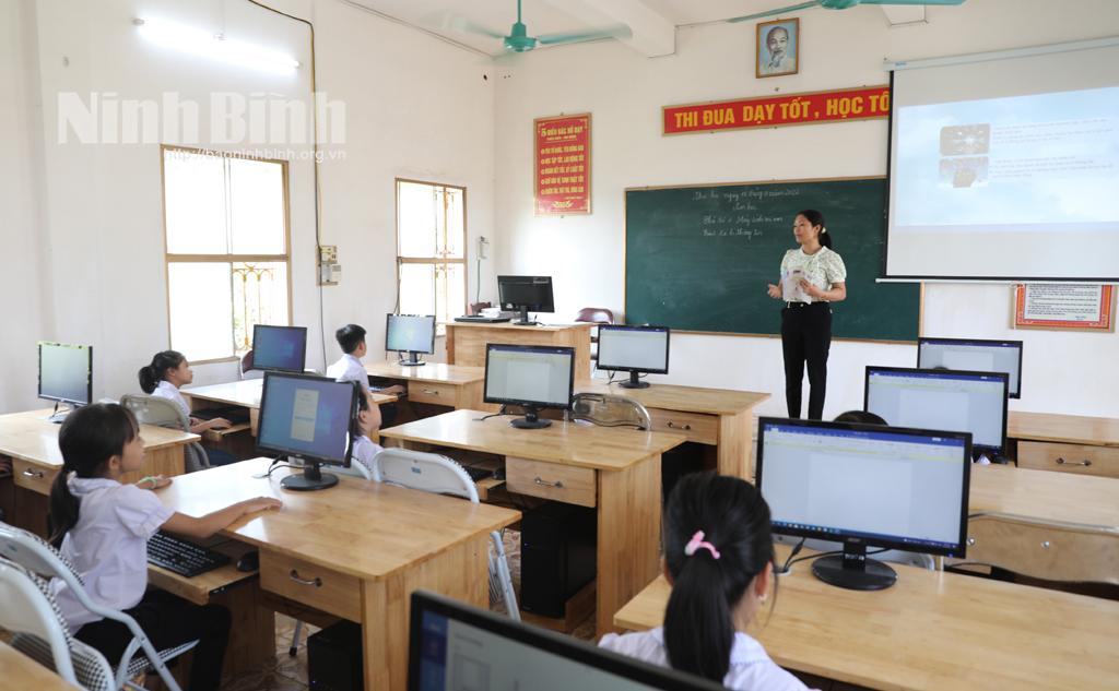Yên Khánh đẩy mạnh ứng dụng công nghệ thông tin trong hoạt động giáo dục